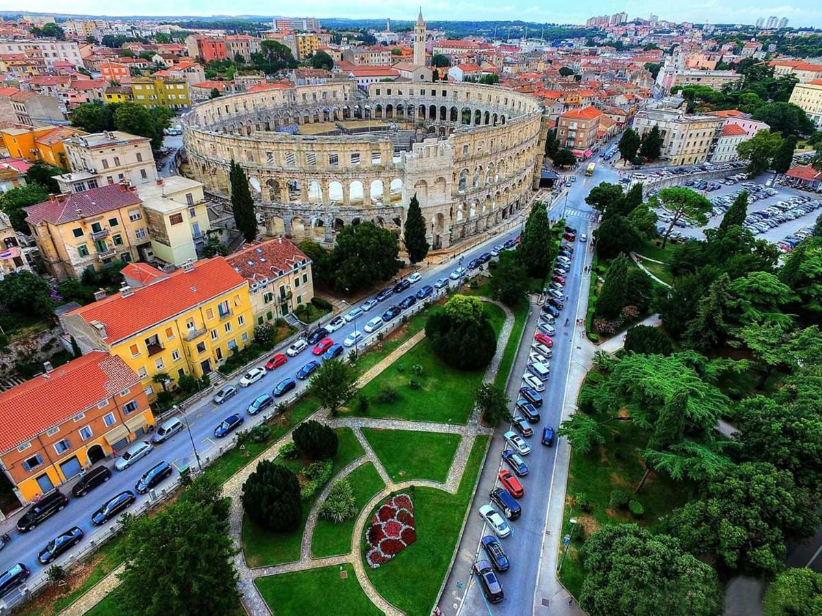 Marin Center Apartment Pula